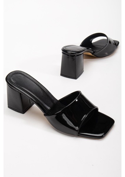 Rugan ve Düz Tekbant Siyah Rugan Kadın Topuklu Terlik
