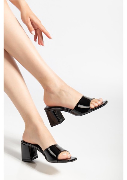 Rugan ve Düz Tekbant Siyah Rugan Kadın Topuklu Terlik fiyatları