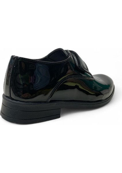 3020 Genç Klasik Ayakkabı fırsatları