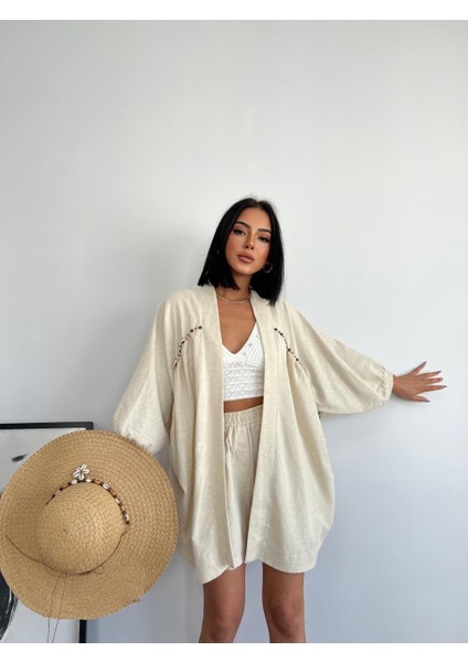 Bej Boncuk Detaylı Kimonolu Şortlu Takım