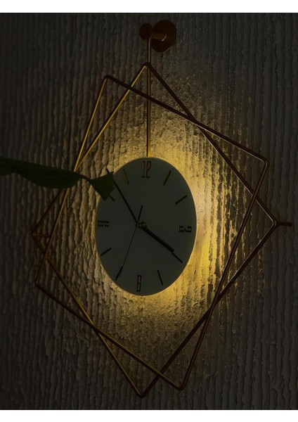 Altın Renkli Pilli LED Duvar Saati, Quartz Mekanizma, Şık Metal Tasarım fırsatları