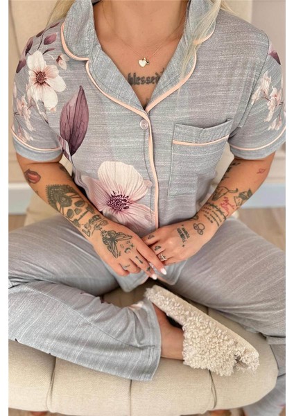 Gris Magnolia Desenli Bambu Önden Düğmeli Kısa Kol Pijama Takımı indirimleri