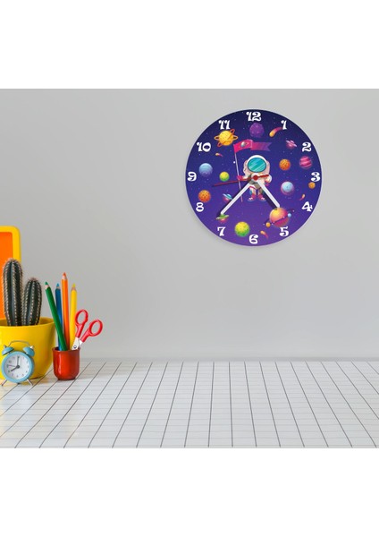 Lacivert Uzay Astronot Çocuk Odası Ahşap Duvar Saati Sessiz ve Şık Tasarım fiyatları