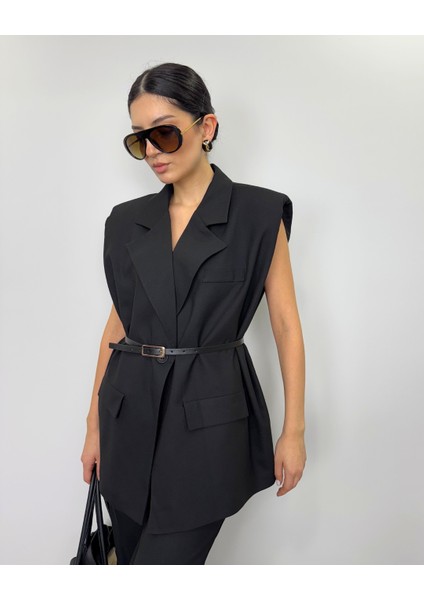 Siyah Vatkalı Kemerli Oversize Yelek