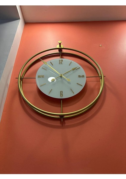 Modern Metal Duvar Saati, Pilli Led, Büyük Boy, Gold-Beyaz Renk, Şık Tasarım