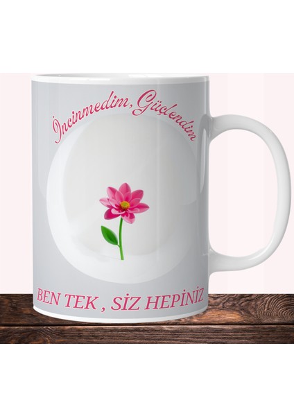 Kadın Gücü Temalı Porselen Kupa – Kendine Güven