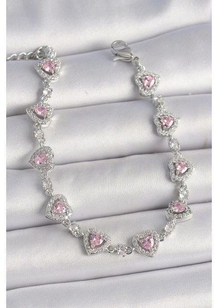 Pirinç Gümüş Renk Zirkon Taşlı Pembe Kalp Model Vıp Seri Kadın Bileklik - TJ-BB6914