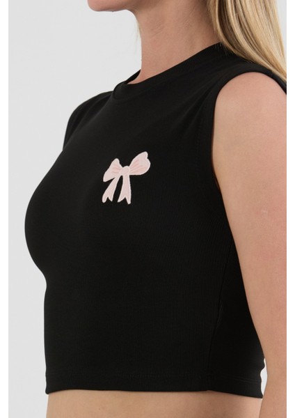 Kurdele Nakışlı Fitilli Crop Body indirimleri