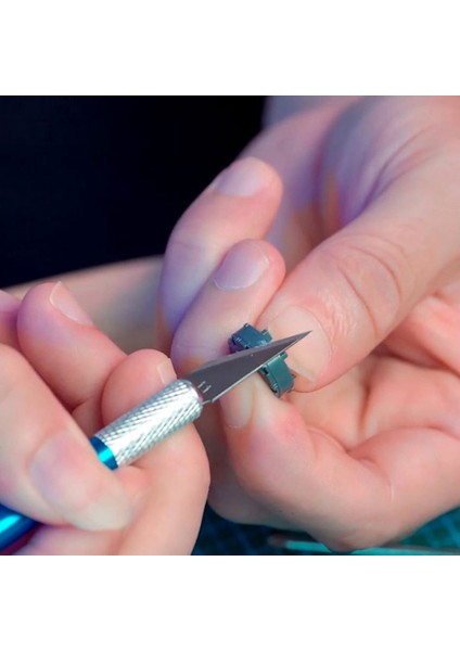 15 Pcs Model Araçları Kiti Modelleyici Temel Araçlar Hobi Bina Araçları Kiti Binalar Arabalar Uçaklar Modeli Araya (Yurt Dışından) modelleri