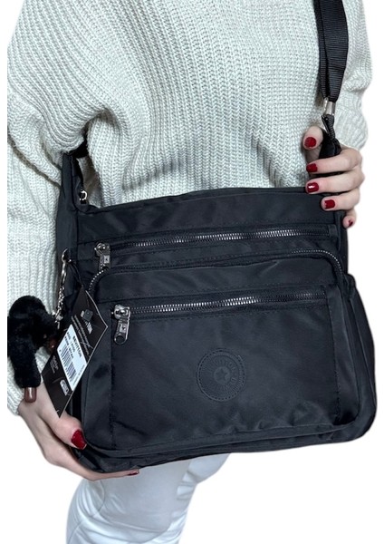 Krinkıl Su Geçirmez Kumaş Siyah Kadın Omuz Çantası 4100 fiyatları