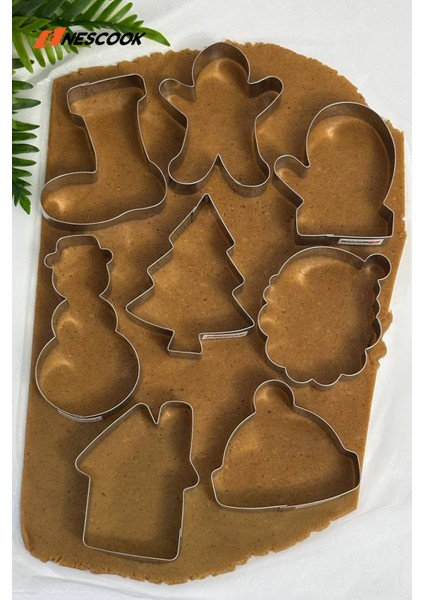 8'li Christmas Kurabiye Kalıbı Metal Noel Baba Kardan Adam Yılbaşı Ağacı Geyiği Ev Gingerbread
