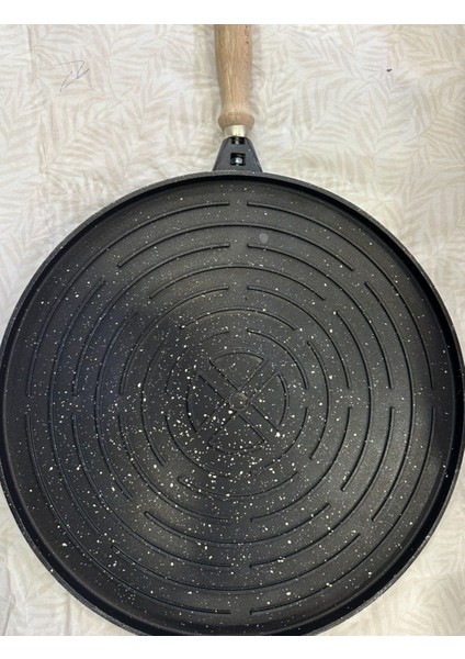 Döküm Granit 36 cm Çiftaraflı Et Balık Gözleme Tavası fiyatları