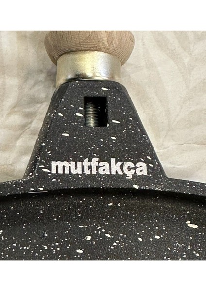 Döküm Granit 36 cm Çiftaraflı Et Balık Gözleme Tavası modelleri