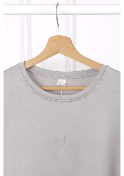 Gri Nakışlı Kısa Kol Modal T-Shirt