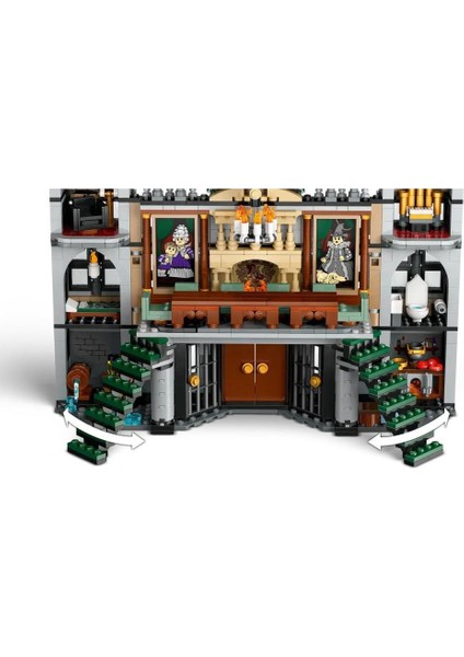 76453 LEGO Harry Potter - Malfoy Malikanesi 1601 Parça +10 Yaş