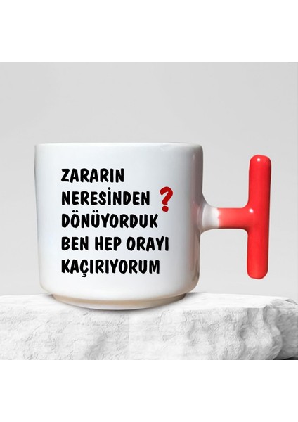 Zararın Neresinden Dönüyorduk T Kulplu Kırmızı Kupa modelleri