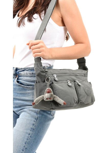 Sanmorris Kadın Orta Boy Bölmeli Suya Dayanıklı Krinkıl Kumaş Çapraz Askılı Omuz Çantası 3044 indirimleri