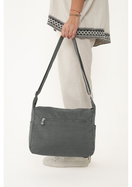 Sanmorris Kadın Suya Dayanıklı Paraşüt Kumaş Çok Gözlü Ayarlanabilir Çapraz Askılı Omuz Çantası 3054 modelleri