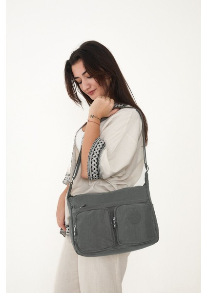 Sanmorris Kadın Suya Dayanıklı Paraşüt Kumaş Çok Gözlü Ayarlanabilir Çapraz Askılı Omuz Çantası 3054 fırsatları