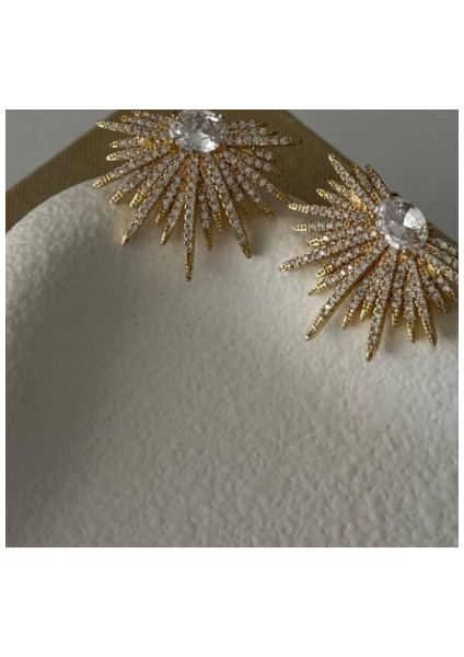 Solar Radiance – Işın Detaylı Taşlı Gold Küpe, Güneş Küpe fiyatları