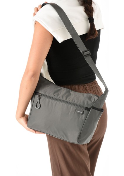 Sanmorris Kadın Suya Dayanıklı Paraşüt Kumaş 3 Gözlü Çapraz Askılı Seyahat ve Omuz Çantası 6013 modelleri