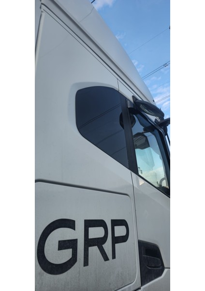 Yan Yatak Pleksi S-Way 2020-2024 Cam Görünümlü Pleksi Malzeme Parlak 4mm Araca Özel indirimleri