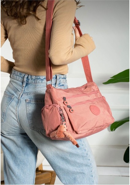 Sanmorris Kadın Suya Dayanıklı Paraşüt Kumaş Çok Gözlü Ayarlanabilir Çapraz Askılı Omuz Çantası 3007 fiyatları