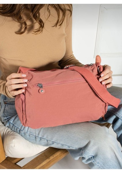 Sanmorris Kadın Suya Dayanıklı Paraşüt Kumaş Çok Gözlü Ayarlanabilir Çapraz Askılı Omuz Çantası 3007 modelleri