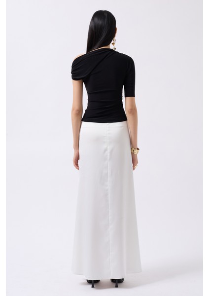 Aksesuar Detay Cutout Siyah Bluz indirimleri