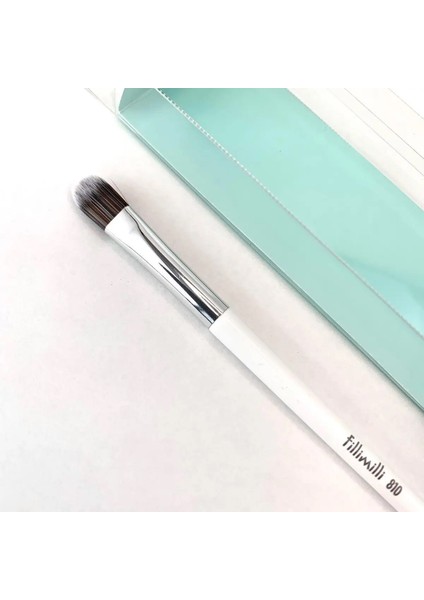 Dual Concealer Brush 810 - Çift Yönlü Kapatıcı Fırçası indirimleri