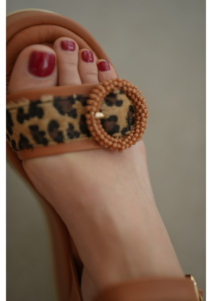Leura Bileten Bağlamalı Leopar Desenli Kadın Sandalet- Taba fırsatları