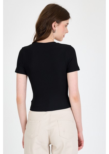 Siyah Taş Işleme Detaylı V Yaka Slim Fit Tişört 0949 indirimleri