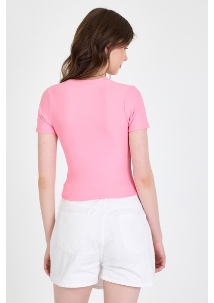 Pembe Taş Işleme Detaylı V Yaka Slim Fit Tişört 0949 indirimleri