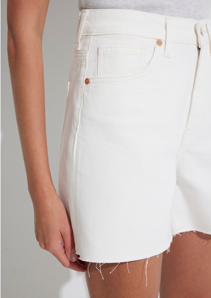 Millie 90LAR Beyaz Jean Şort 1458989753 indirimleri