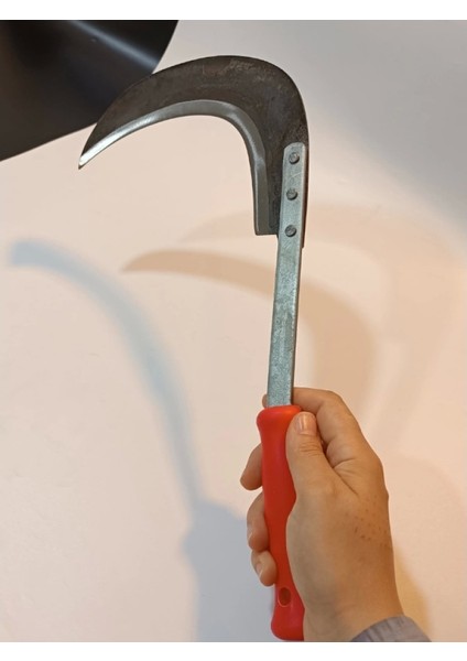 Sürmene Çayır Orağı El Yapımı Keskin Çim Biçme Orak Kırmızı