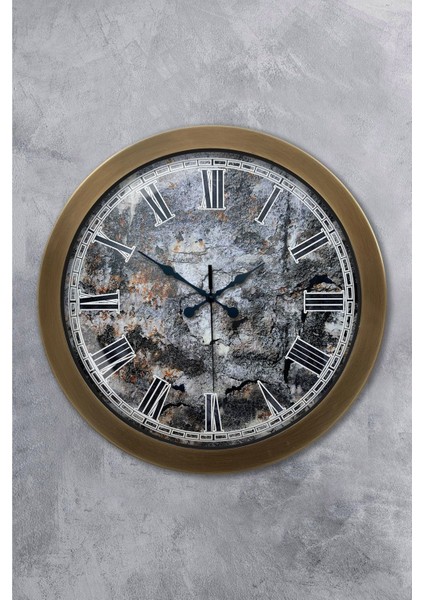 Eskitme Metal Duvar Saati, 36 Cm, Şık ve Dekoratif Ev Aksesuarı