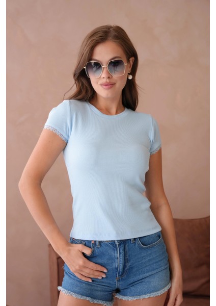 Dantel Detaylı Örme Body Bluz