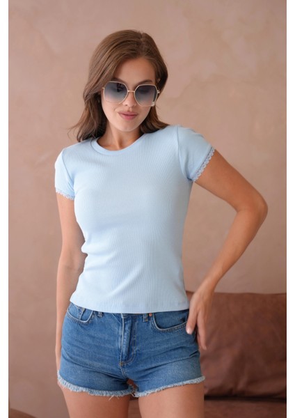 Dantel Detaylı Örme Body Bluz
