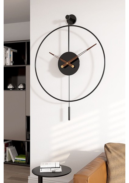 Modern Siyah Sarkaçlı Metal Duvar Saati, 60 Cm, Şık ve Dekoratif Tasarım