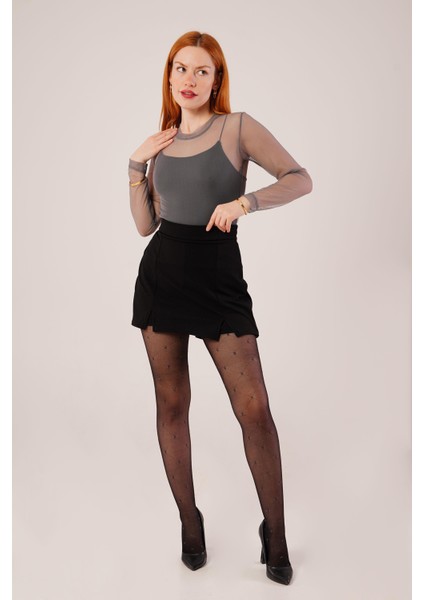 Yırtmaç Detaylı Siyah Mini Etek indirimleri