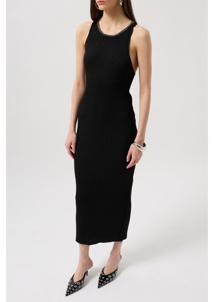 Halter Yaka Zincir Aksesuarlı Çapraz Askılı Elbise fırsatları