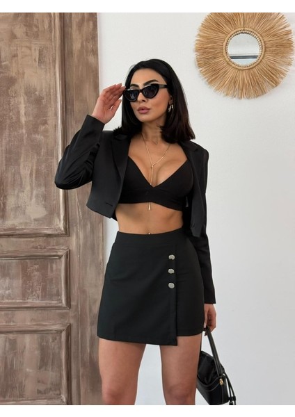 Düğme Detaylı Mini Şort Etek