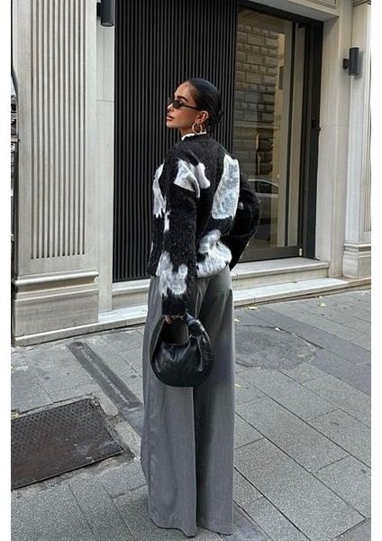 Desenli Şardonlu Kazak 1357 fırsatları