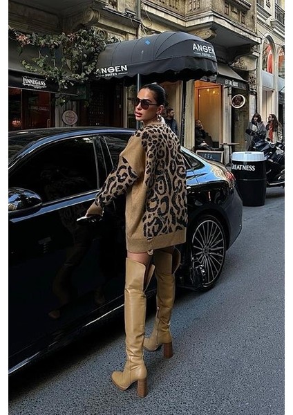 Leopar Desenli Yırtık Detaylı Kazak 1344 modelleri