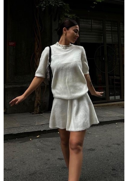 Yakası Taşlı Şardonlu Mini Etekli Takım 10002 fiyatları