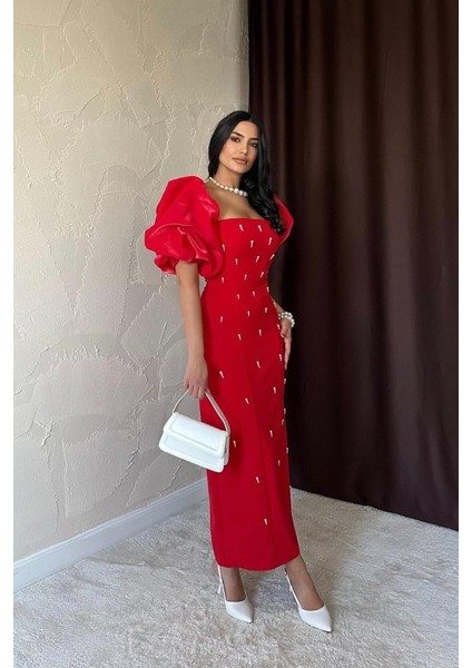 Kırmızı Işlemeli Kolu Garnili Elbise fiyatları