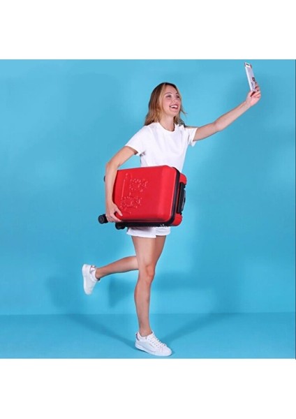 Design Cats Kırmızı Küçük Boy 20" Valiz Koleksiyon Darbelere Yüksek Direnç %100 Saf Abs 1 Adet fiyatları