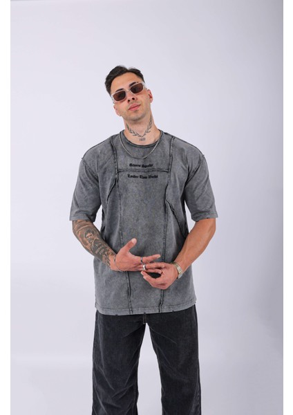 Unisex Nakışlı Özel Yıkamalı Parça Dikişli Oversize T-Shirt