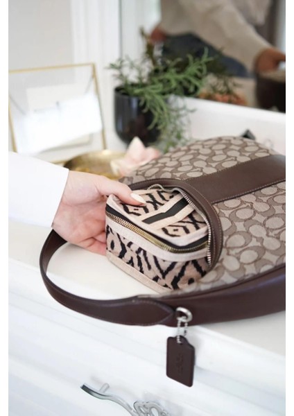 Şık ve Kullanışlı Küçük Takı Kutusu, Seyahat ve Günlük Kullanım Için Ideal indirimleri