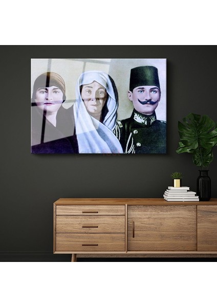 Atatürk Ailesi - Tarihi Aile Portresi Cam Tablo